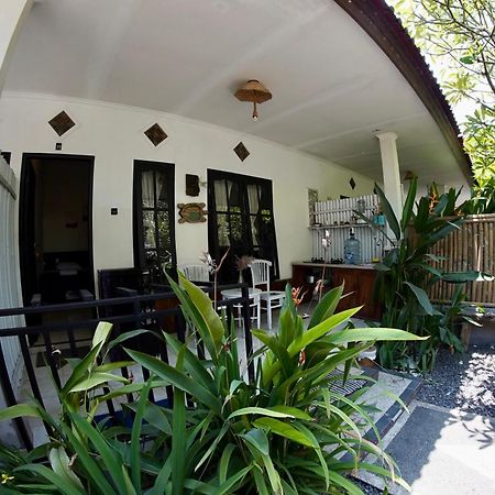 Jepun Villas 10 - One Bedroom With 3 Beds And Kitchen Uluwatu  Exterior photo